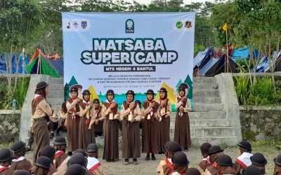 Lomba Yel-Yel Meriahkan Madsaba Super Camp